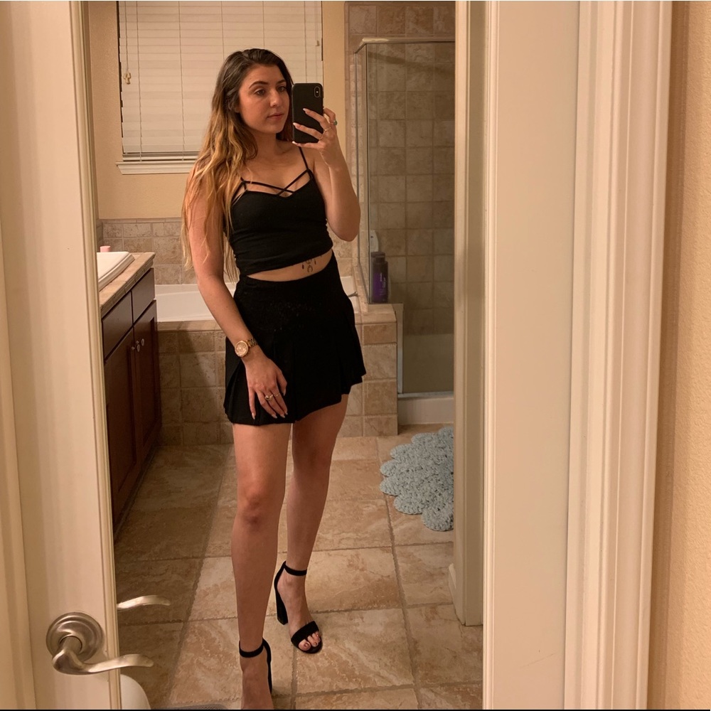 FOREVER 21 TENNIS SKIRT